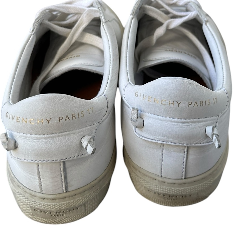 Givenchy White Leather Low Top Sneakers EU 36 / US 6 - Women. - Picture 9 of 16